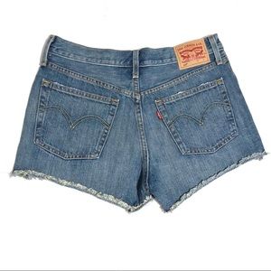 levi’s 501 jean shorts distressed cut offs